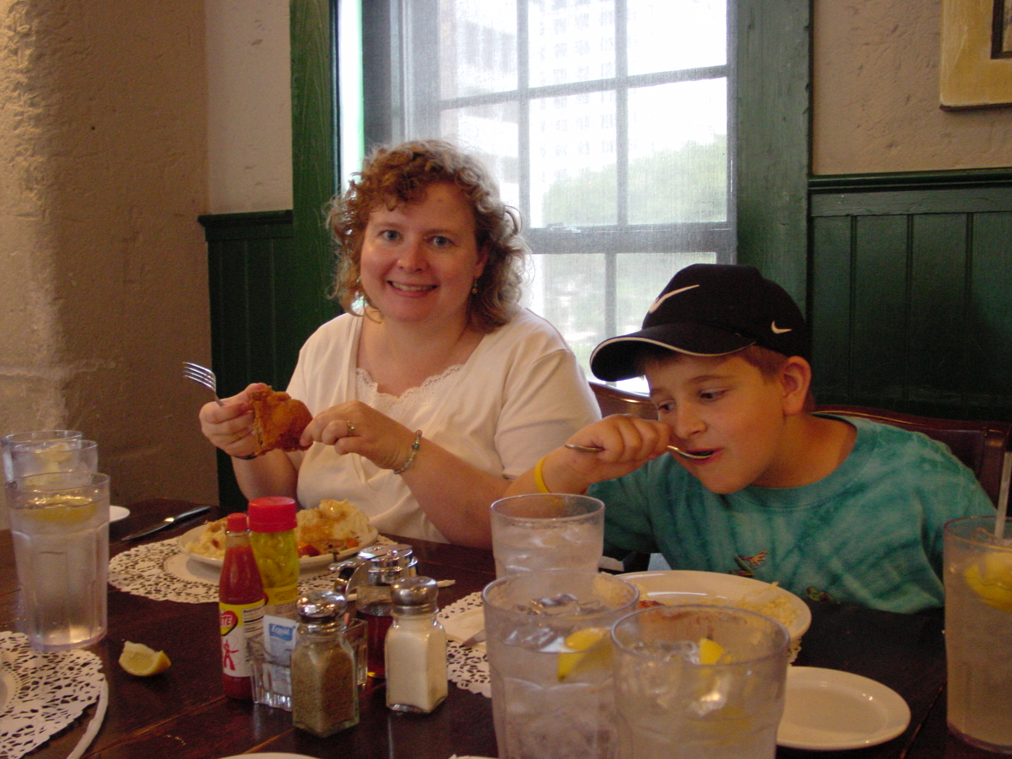 Eating Paula's Chicken in 2006