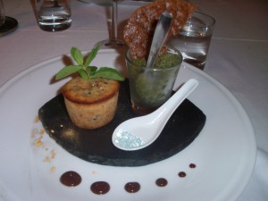 Apricot cake with granita and mint bubbles